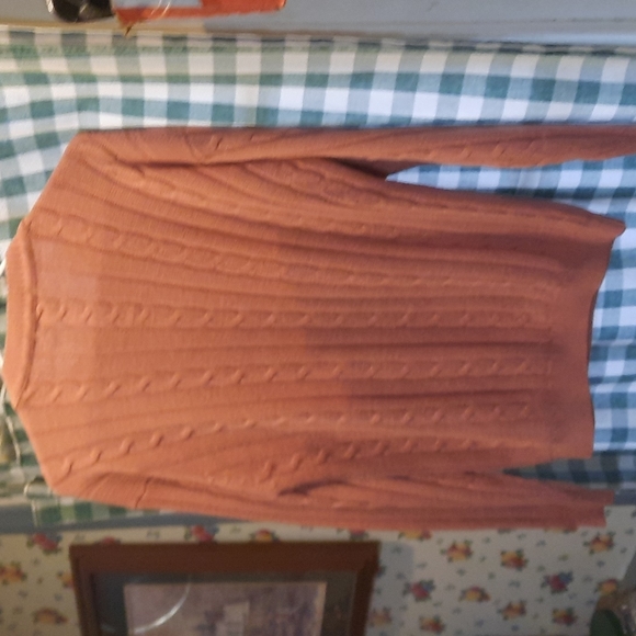 WOMEN'S KNITTED SWEATER ( MEDIUM ) - Picture 3 of 3